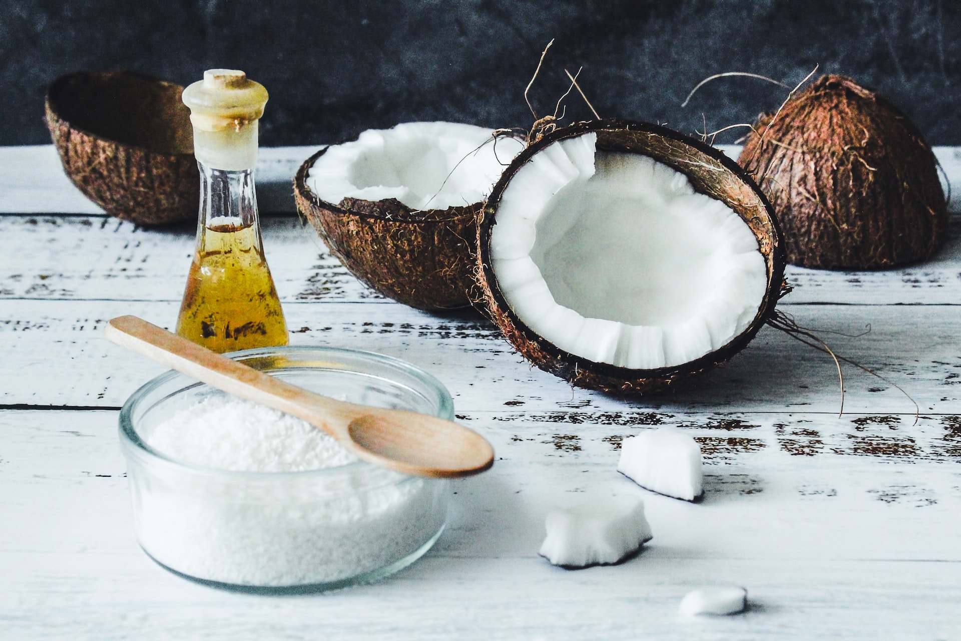 Discover the Health Benefits of Coconut Essential Oil - Crafting